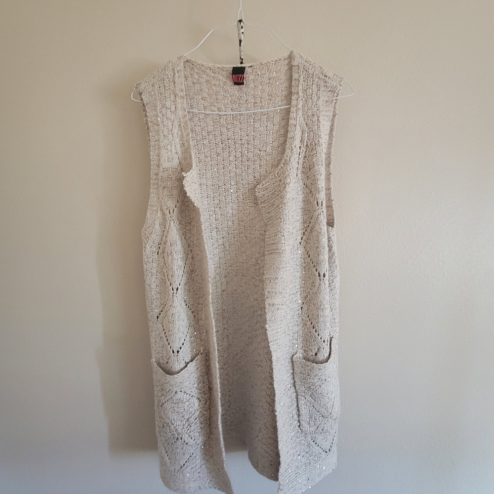 Open-Front Cream Knit Sleeveless Cardigan Vest